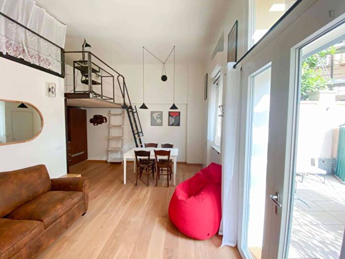 Appartamento bilocale in affitto in Via Tagliamento, Lodi Brenta, Milano