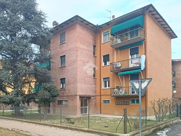 Appartamento trilocale in vendita in Via Bellini, Molinella