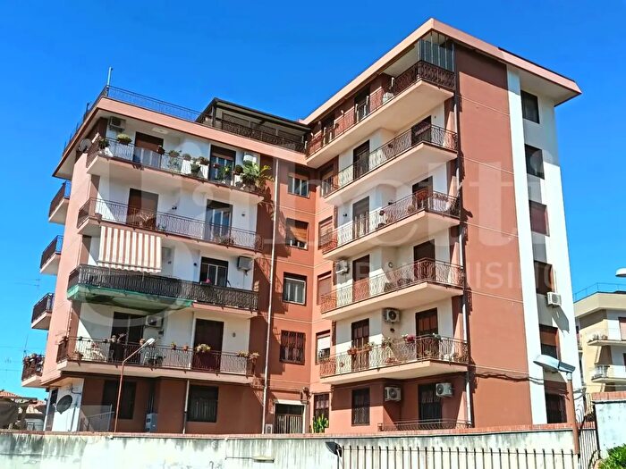 Appartamento quadrilocale in vendita in Via Pietra dellOva, Tremestieri Etneo