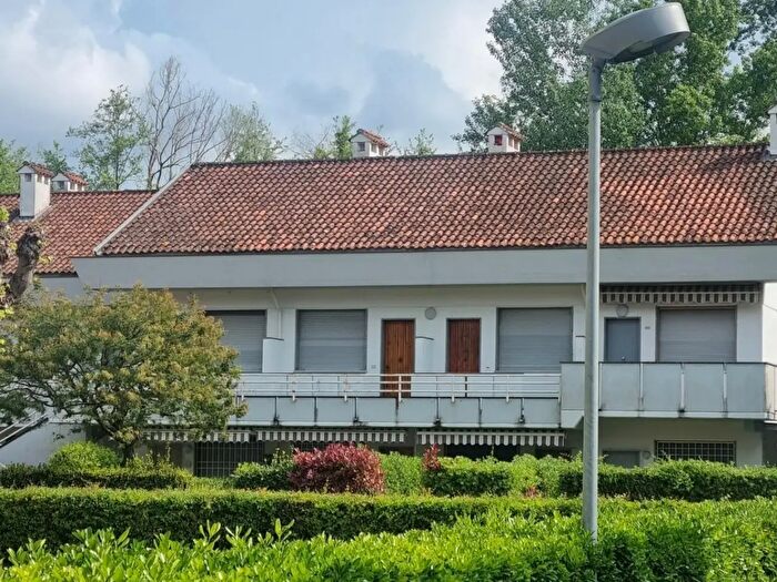 Appartamento quadrilocale in vendita in Massa