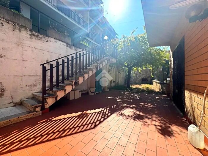 Appartamento bilocale in vendita in Via Achille Grandi, Monterotondo