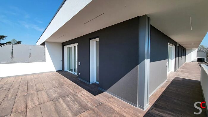 Case in Vendita e in Affitto - 3