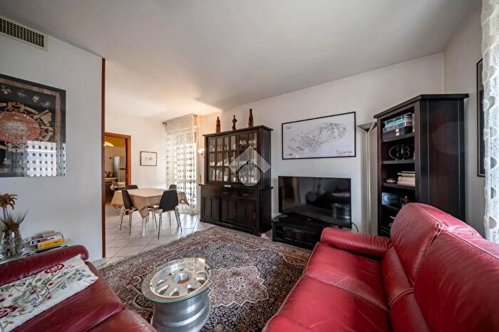 Appartamento trilocale in vendita in Via Boves, Soliera