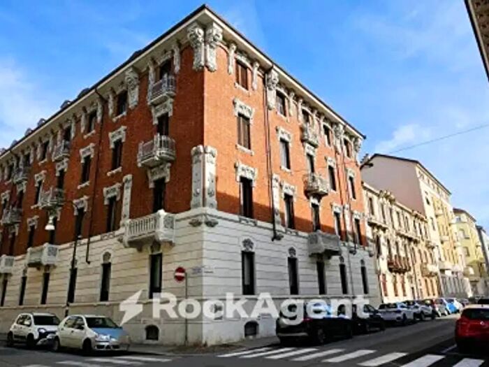 Appartamento trilocale in vendita in Via Michele Schina, Torino