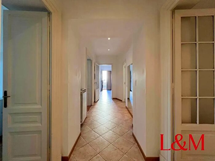 Appartamento trilocale in affitto in Lungo Tevere delle Navi, Roma