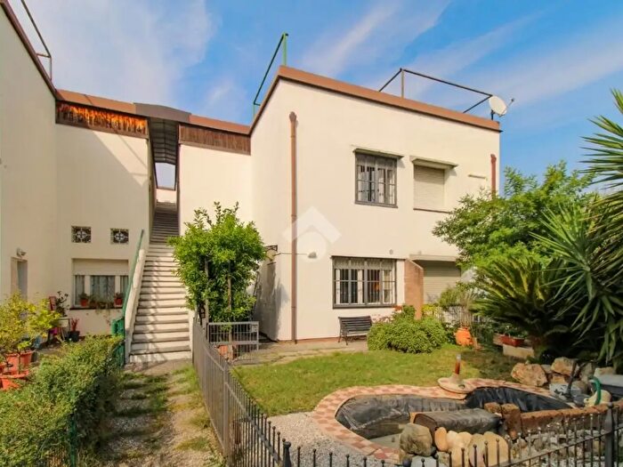 Casa quadrilocale in vendita in Via Burago, Salo'