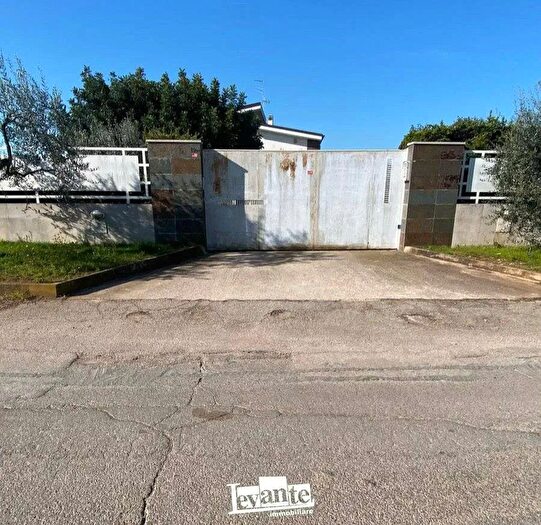 Casa quadrilocale in vendita in Strada Comunale Camarelle, Terlizzi