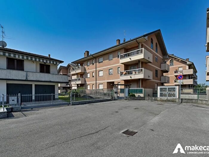 Appartamento bilocale in vendita in Via Edoardo De Filippo, Lodi Vecchio