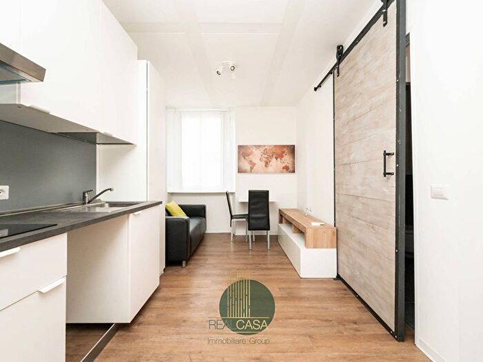 Appartamento bilocale in affitto in Via Sassari, Gorla, Milano