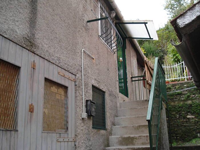 Appartamento con 5 locali in affitto in Via Antonio Medicina, Pedemonte, Serra Riccò