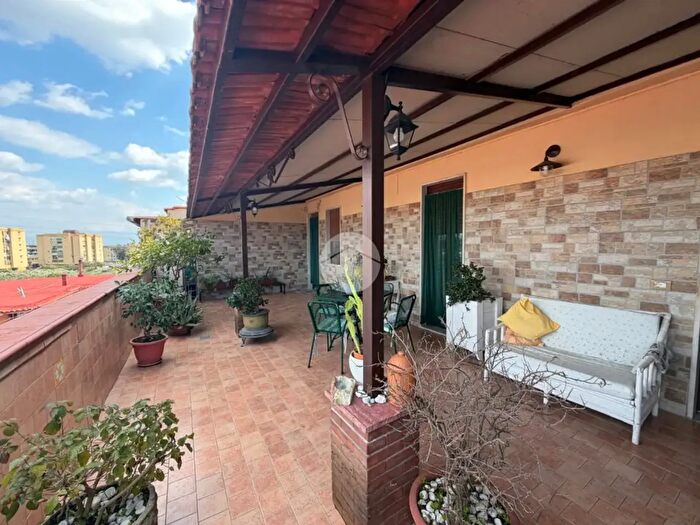 Appartamento con 5 locali in vendita in Via Giacomo Leopardi, Mugnano Di Napoli