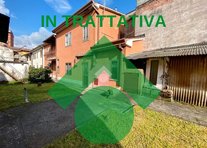 Casa con 6 locali in vendita in Via a Volta, San Giovanni Lupatoto