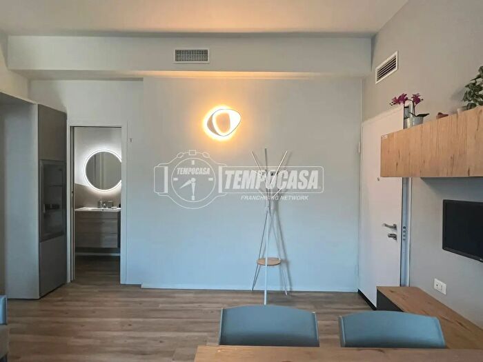 Appartamento bilocale in vendita in Via Giovanni Battista Sammartini, Milano