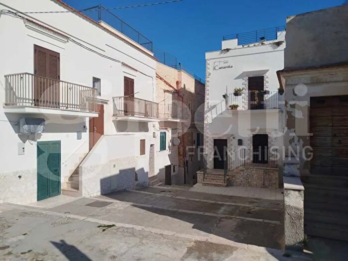 Appartamento monolocale in vendita in Piazza Castello, Vieste