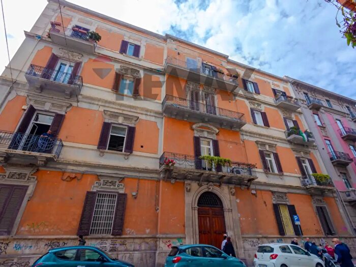 Appartamento quadrilocale in vendita in Via Scipione Crisanzio, Bari
