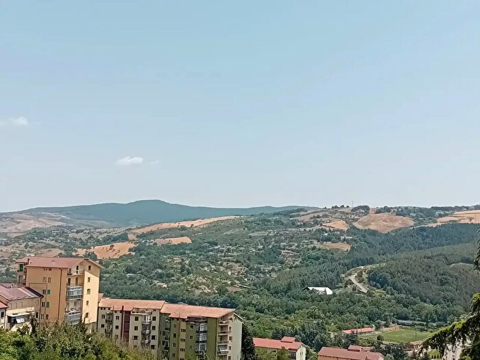 Appartamento con 5 locali in vendita in Via delle Querce, Potenza