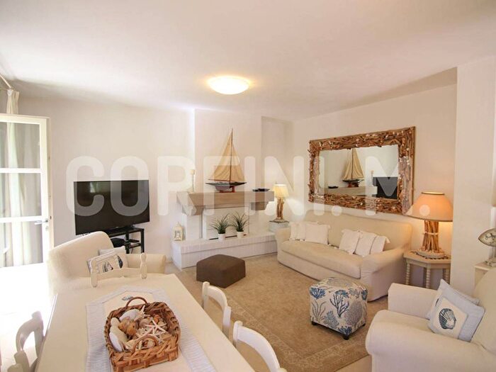 Casa con 6 locali in affitto in Via Cesare Battisti, Centro, Forte dei Marmi