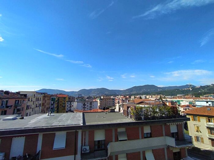 Appartamento bilocale in vendita in Piazza Concordia, Migliarina, La Spezia