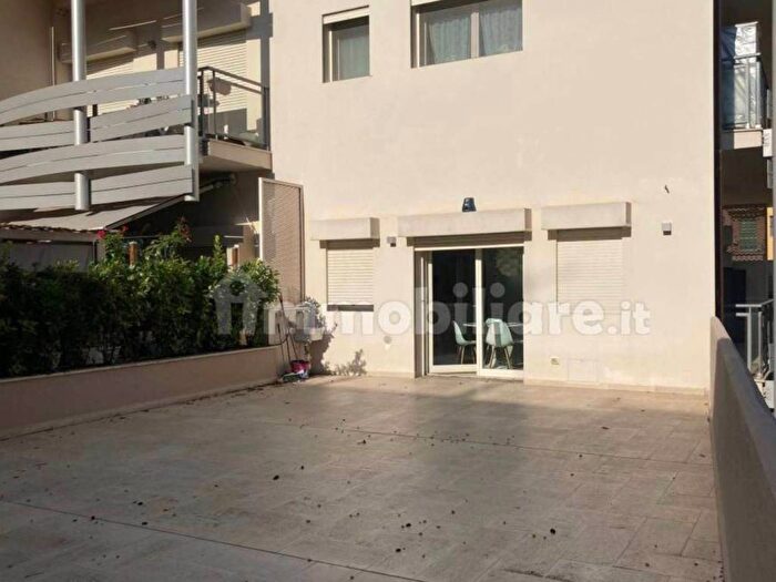 Appartamento bilocale in affitto in Beccaria Colombo, Firenze