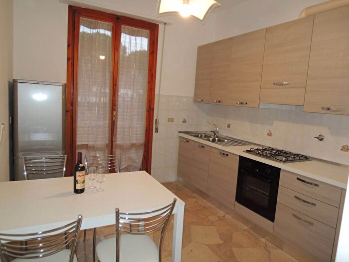 Appartamento trilocale in affitto in Via Giuseppe Di Vittorio, Centro, Pontassieve