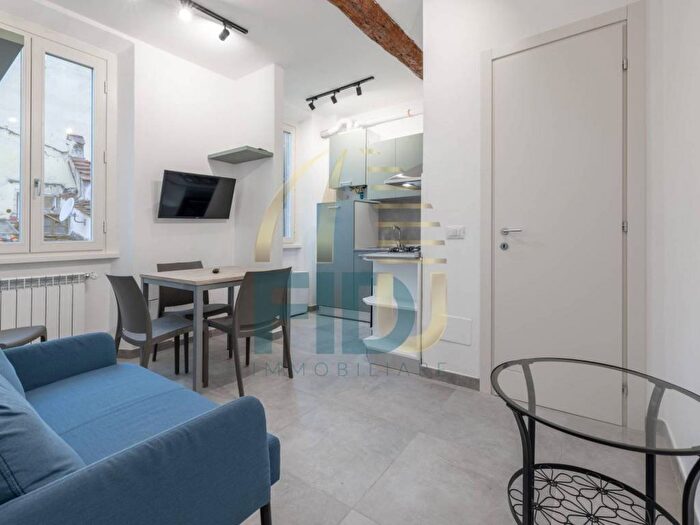 Appartamento trilocale in affitto in Via San Zanobi, San Marco SS Annunziata, Firenze