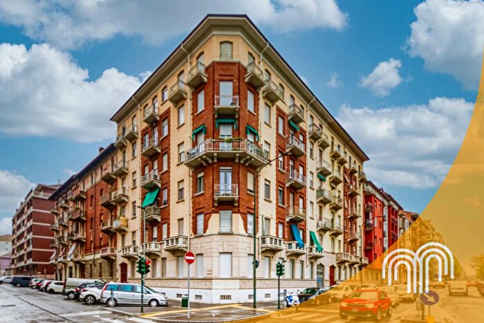 Appartamento trilocale in vendita in Via Millefonti, Torino