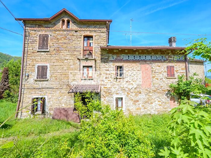 Casa trilocale in vendita in Via dei Ronchi, Polinago