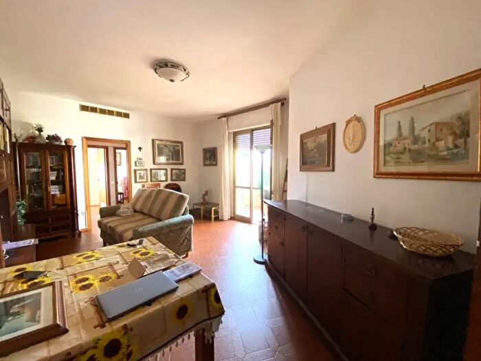 Appartamento trilocale in vendita in Montecatini Terme