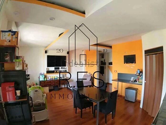 Appartamento con 5 locali in vendita in Dozza