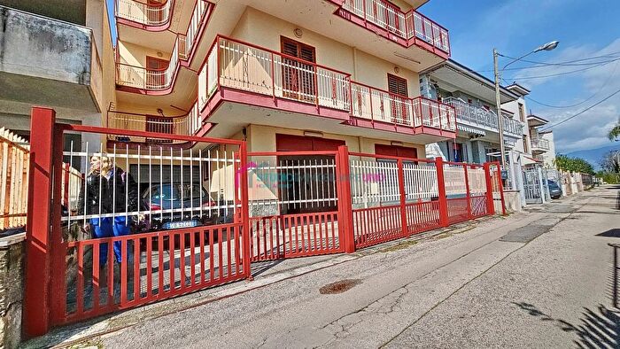 Appartamento con 7 locali in vendita in Via San Paolino Saviano Napoli, Saviano