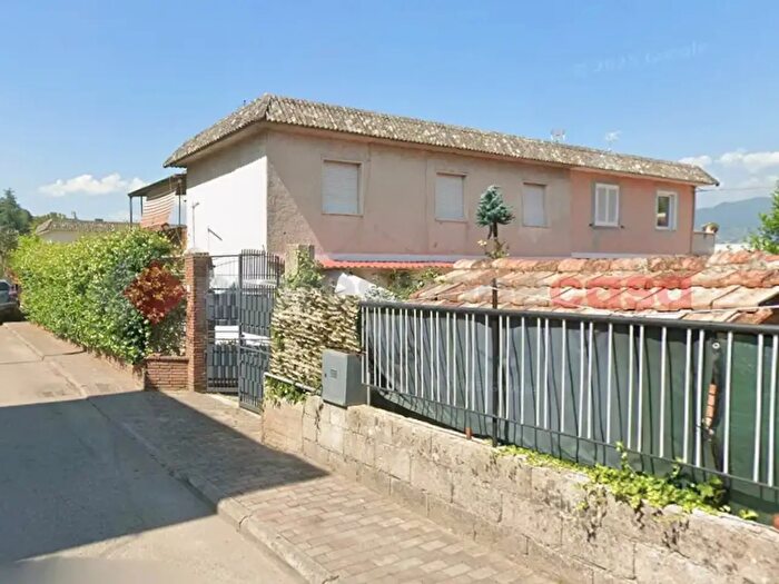 Appartamento quadrilocale in vendita in Via Mondello, Cassino