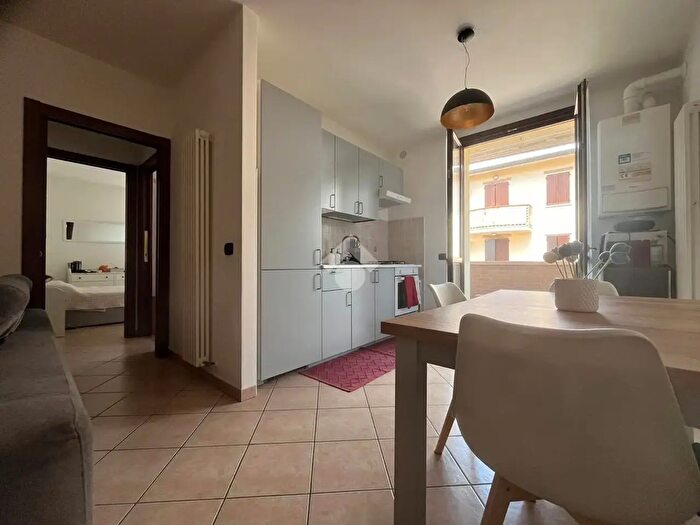 Appartamento trilocale in affitto in Via Puccini, Castelnovo Di Sotto