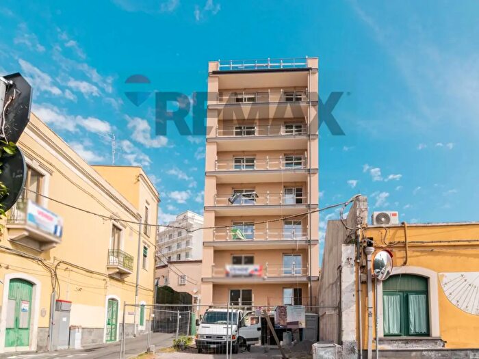 Appartamento trilocale in vendita in Via Claudio Claudiano Snc, Catania