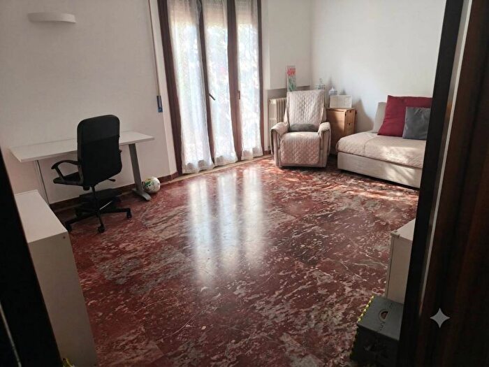 Appartamento quadrilocale in affitto in Via di Fontebenedetta, Scacciapensieri, Siena