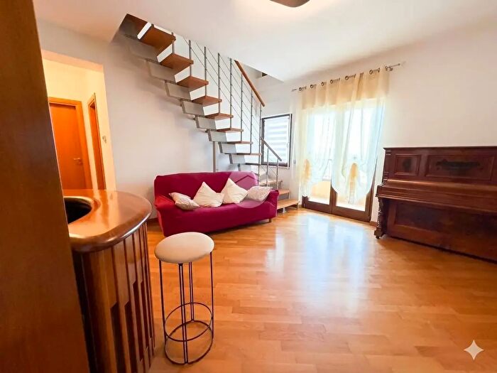 Appartamento quadrilocale in vendita in Via Asia, Termoli