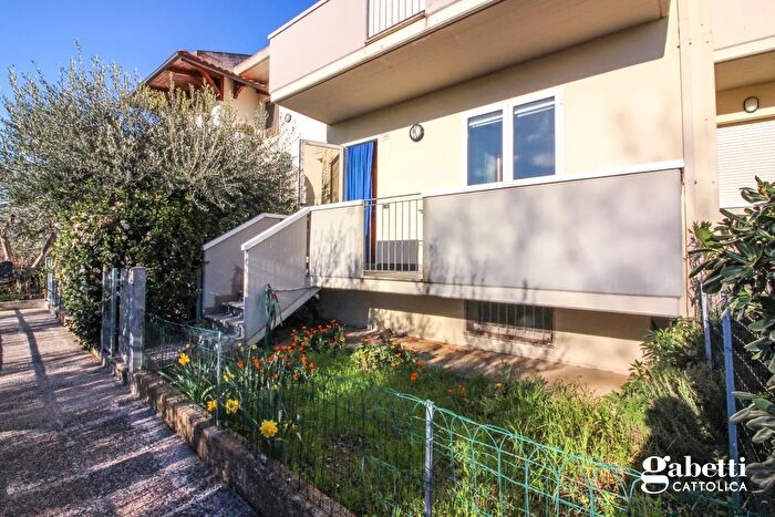 Casa con 6 locali in vendita in Morciano Di Romagna