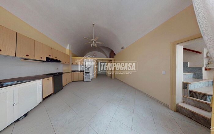 Casa trilocale in vendita in Via Francesco Mastrangelo, Turi