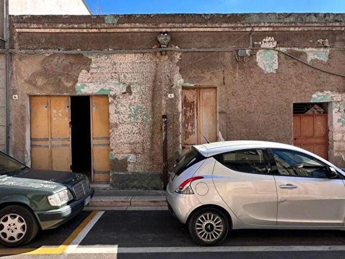 Casa con 5 locali in vendita in Mesagne