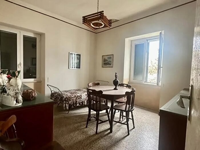 Appartamento quadrilocale in vendita in Via De Vincentis Domenico Ludovico En Sc a, Taranto