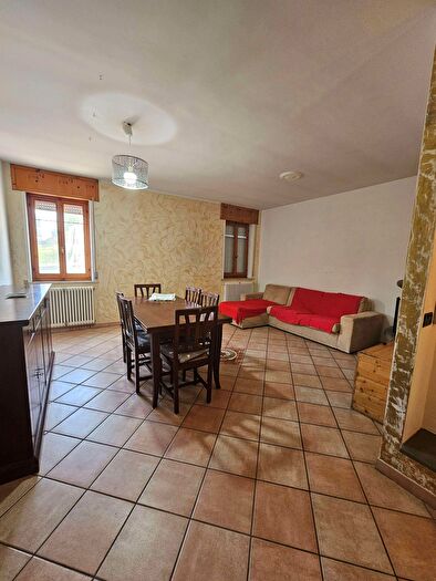 Casa con 5 locali in vendita in Pennabilli