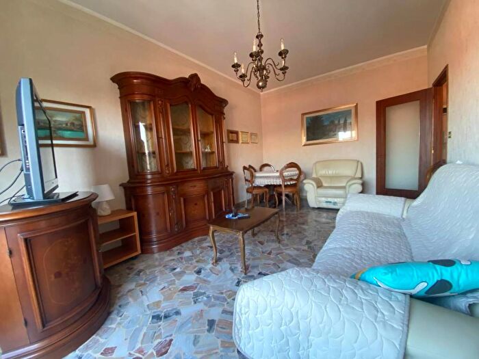 Appartamento quadrilocale in affitto in Centro Garibaldi, Casalecchio di Reno