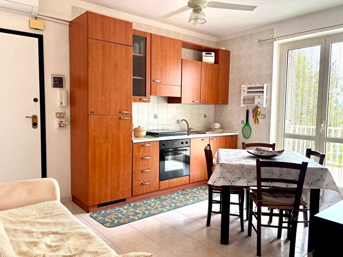 Appartamento trilocale in vendita in Via delle Mimose, Campomarino