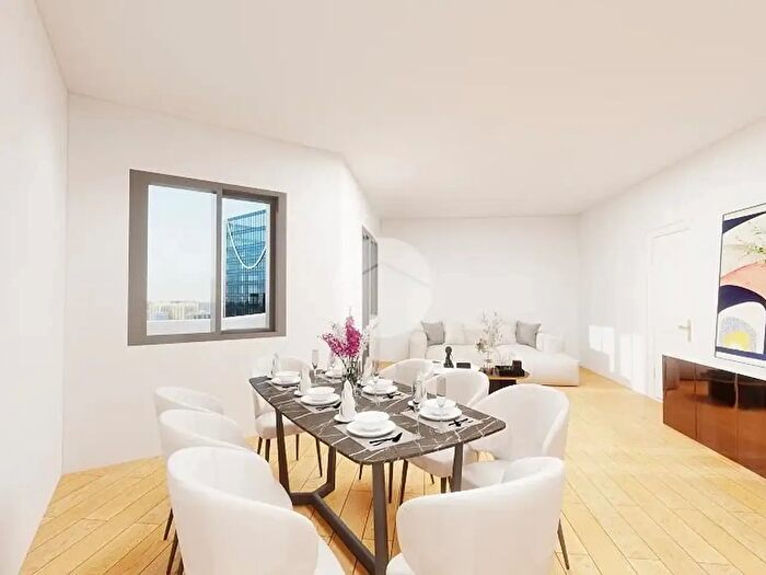 Appartamento con 5 locali in vendita in Via Festo Avieno, Roma