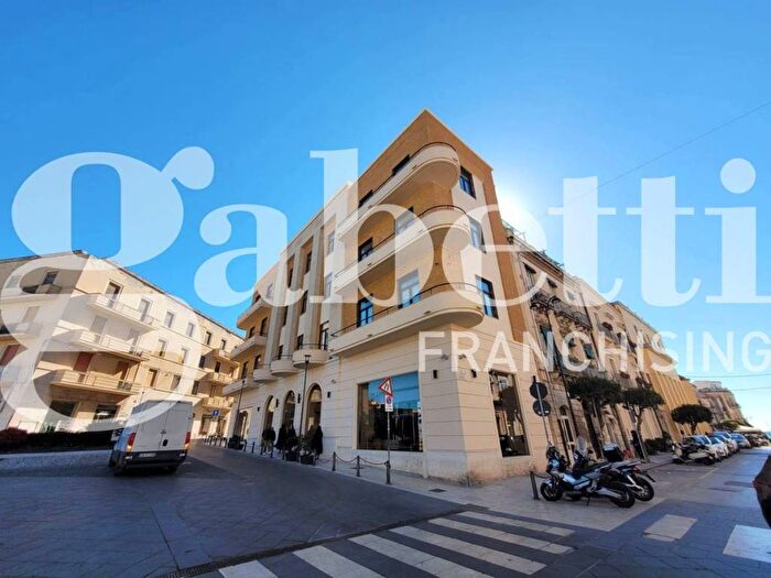 Appartamento con 6 locali in affitto in Ortigia, Siracusa