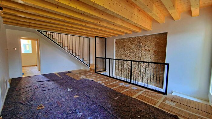 Appartamento quadrilocale in vendita in Treviso Via Roggia, Treviso