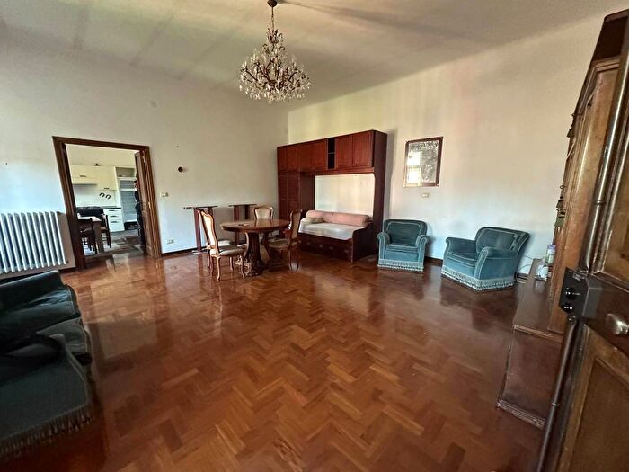 Appartamento trilocale in affitto in Via Pennina, Rieti