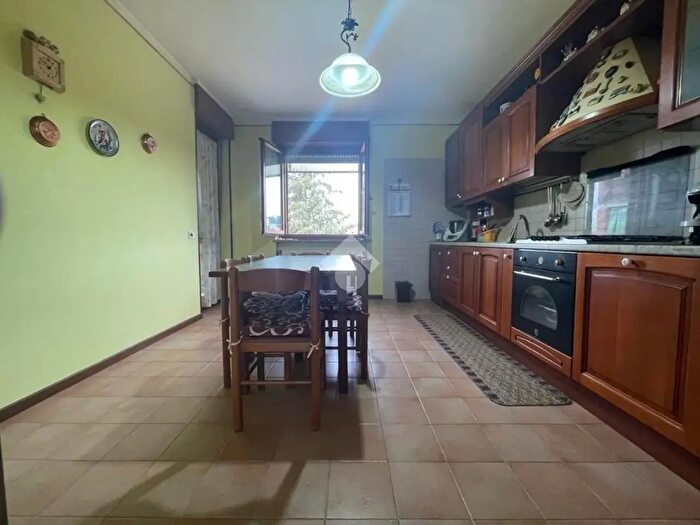 Appartamento con 5 locali in vendita in Via Nazionale, Baldichieri DAsti