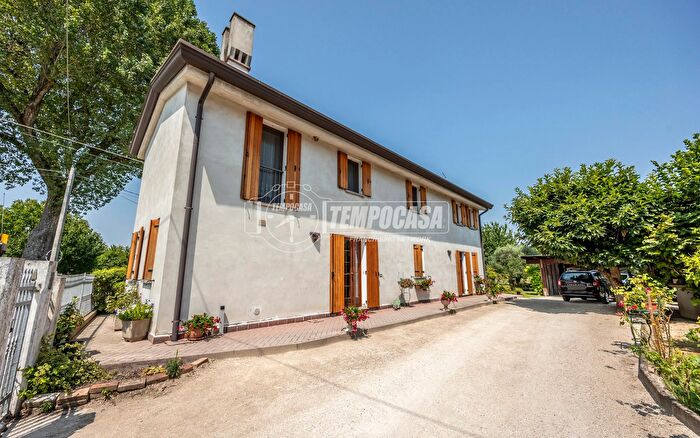 Casa quadrilocale in vendita in Via Sile, Roncade