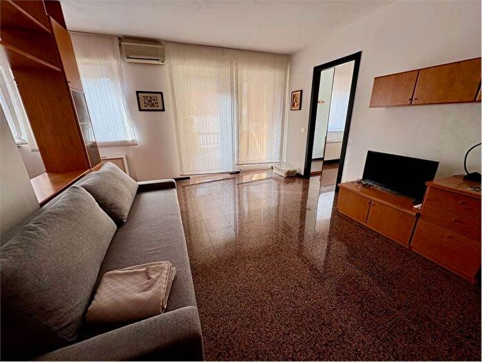 Appartamento monolocale in affitto in via Rosselli, Centro, Monfalcone