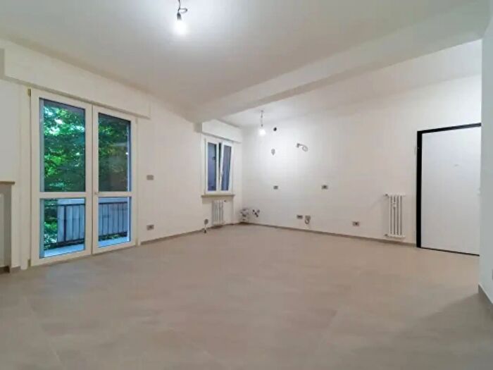 Appartamento quadrilocale in vendita in Via Aristo E Giuseppe Isola, Parma